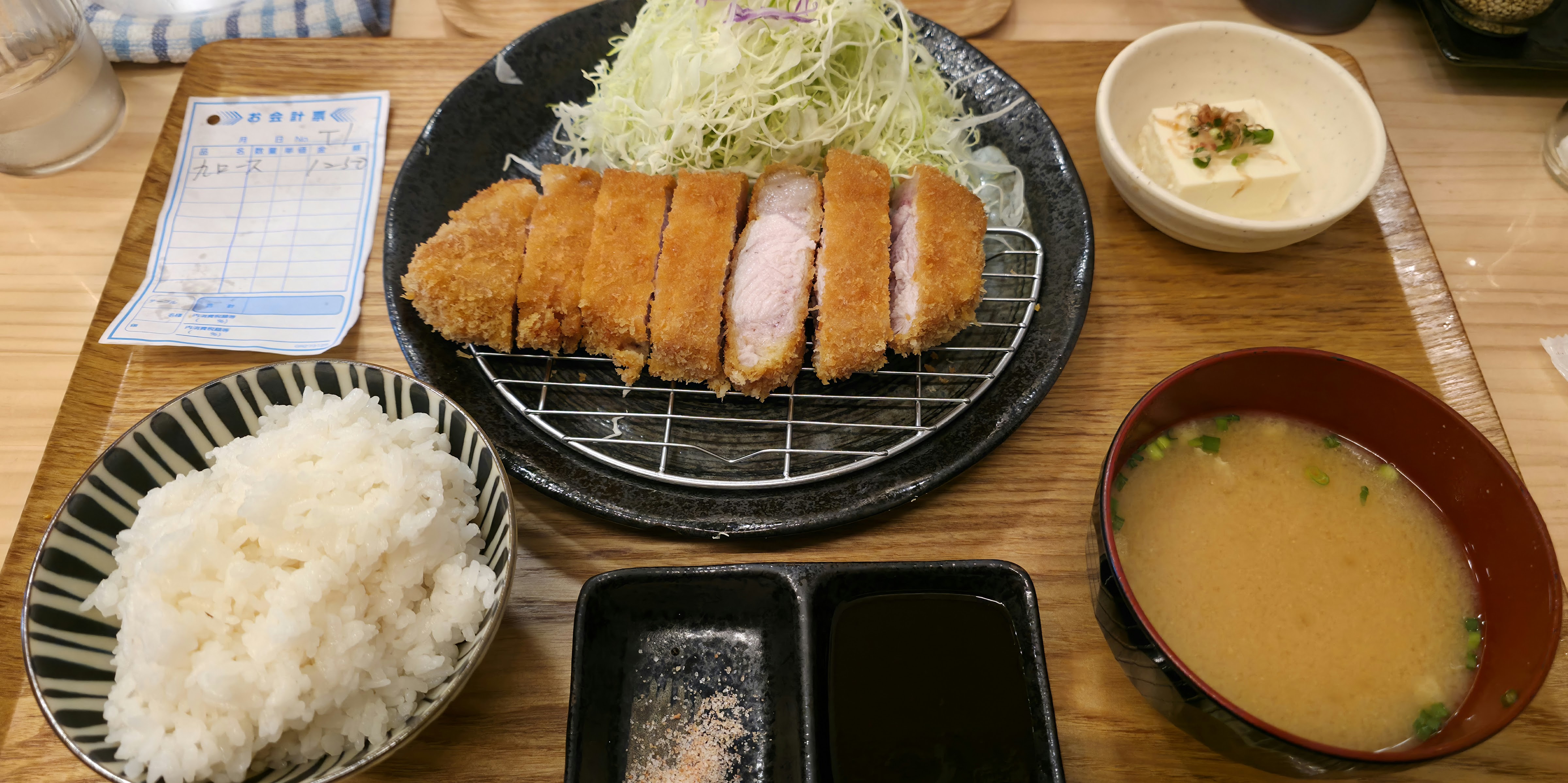 ロースカツ定食 修（しゅう）의 대표사진