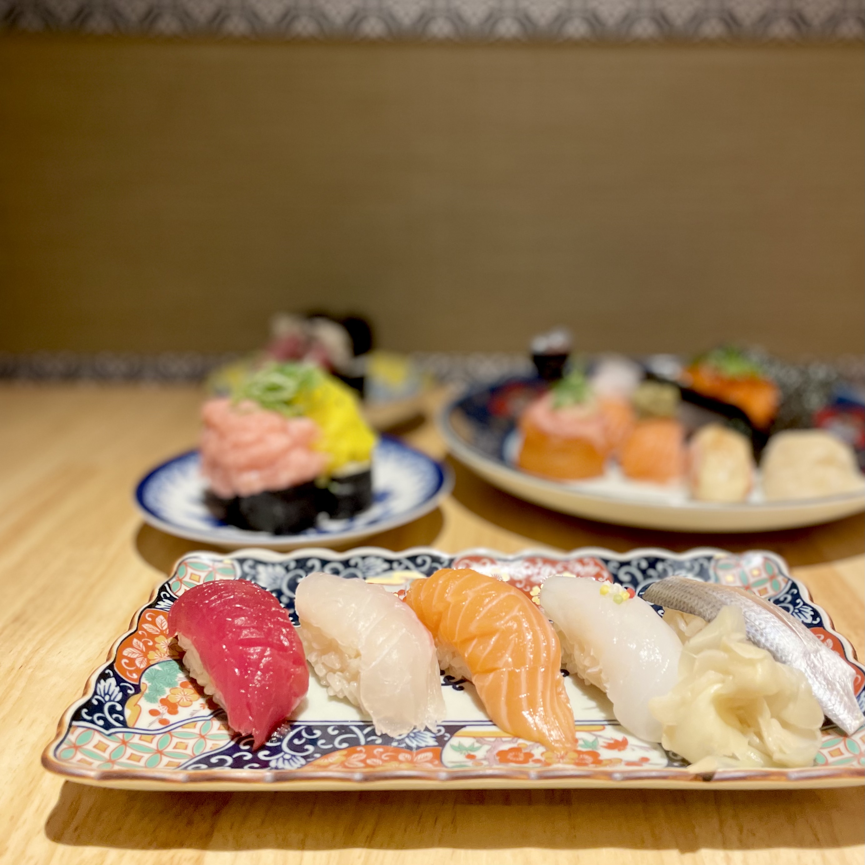 Sushi to Kushi to Watakushi의 대표사진