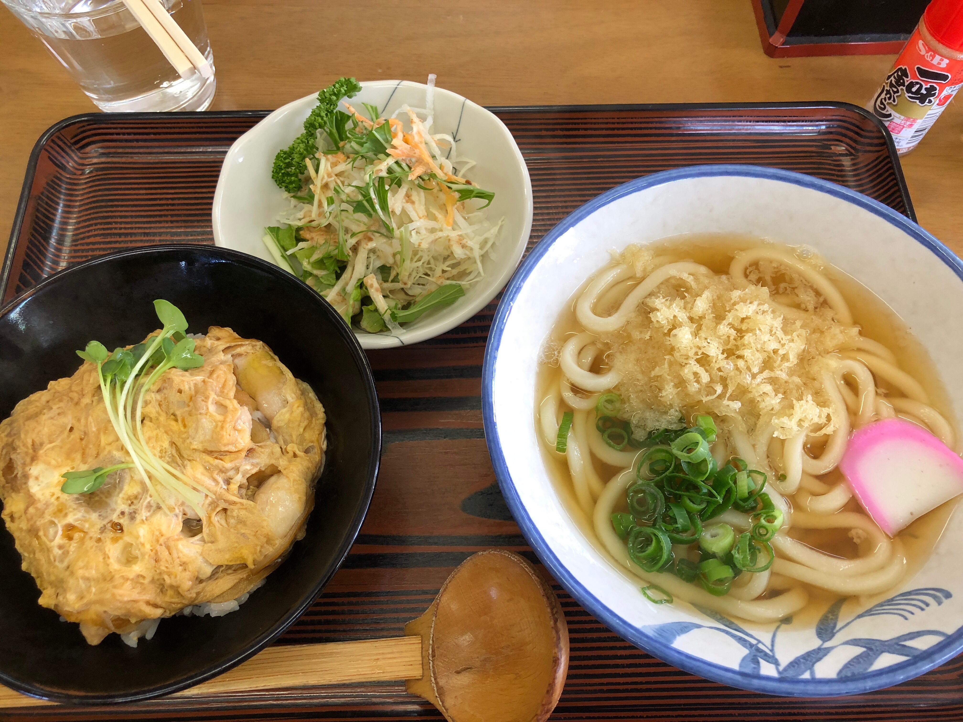 Ozeki Udon Hirose의 대표사진