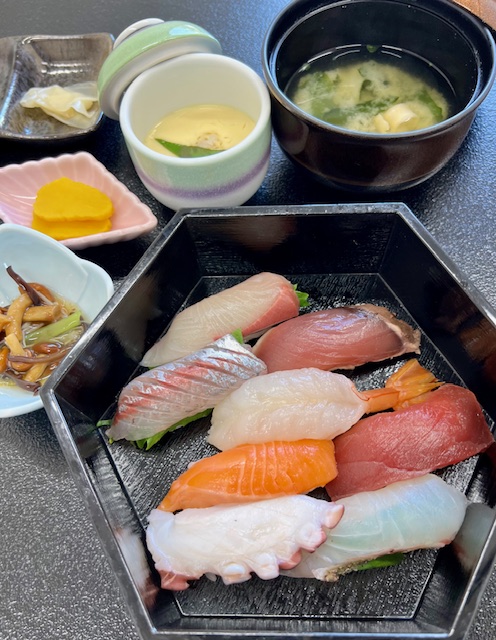 萬彩食堂의 대표사진