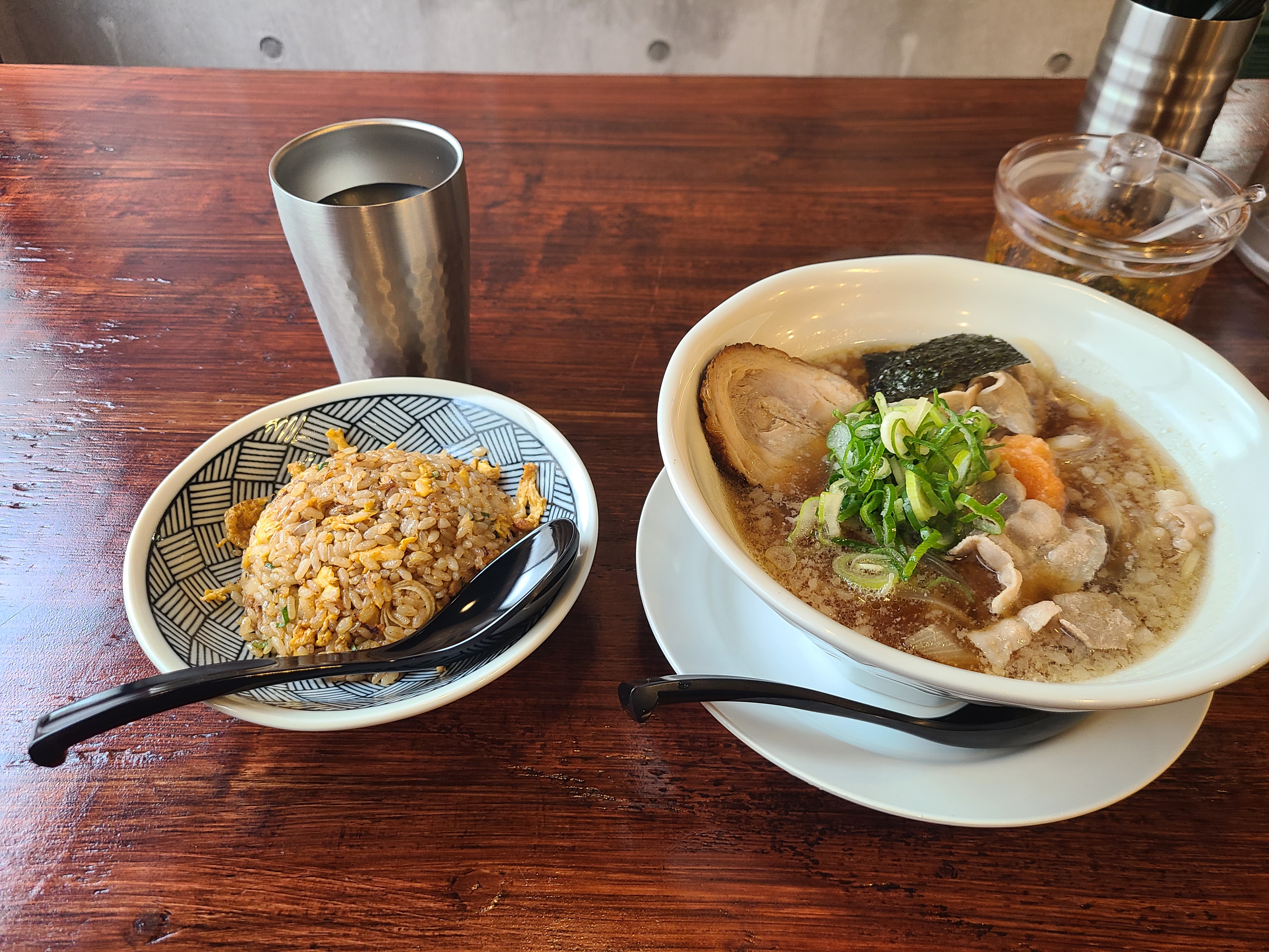 랑쿠jp 음식점-らーめん にく次郎의 대표이미지