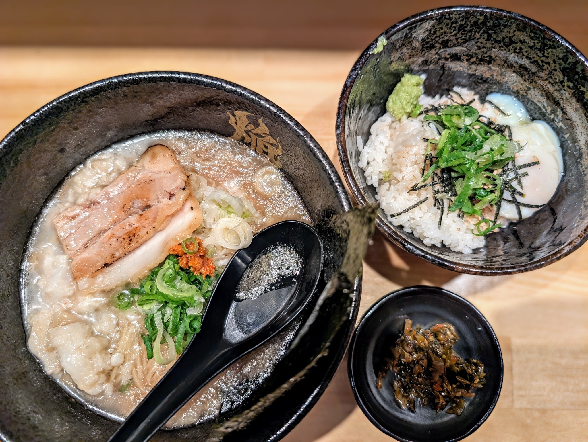 らーめん屋 焔 超濃厚豚骨의 대표사진