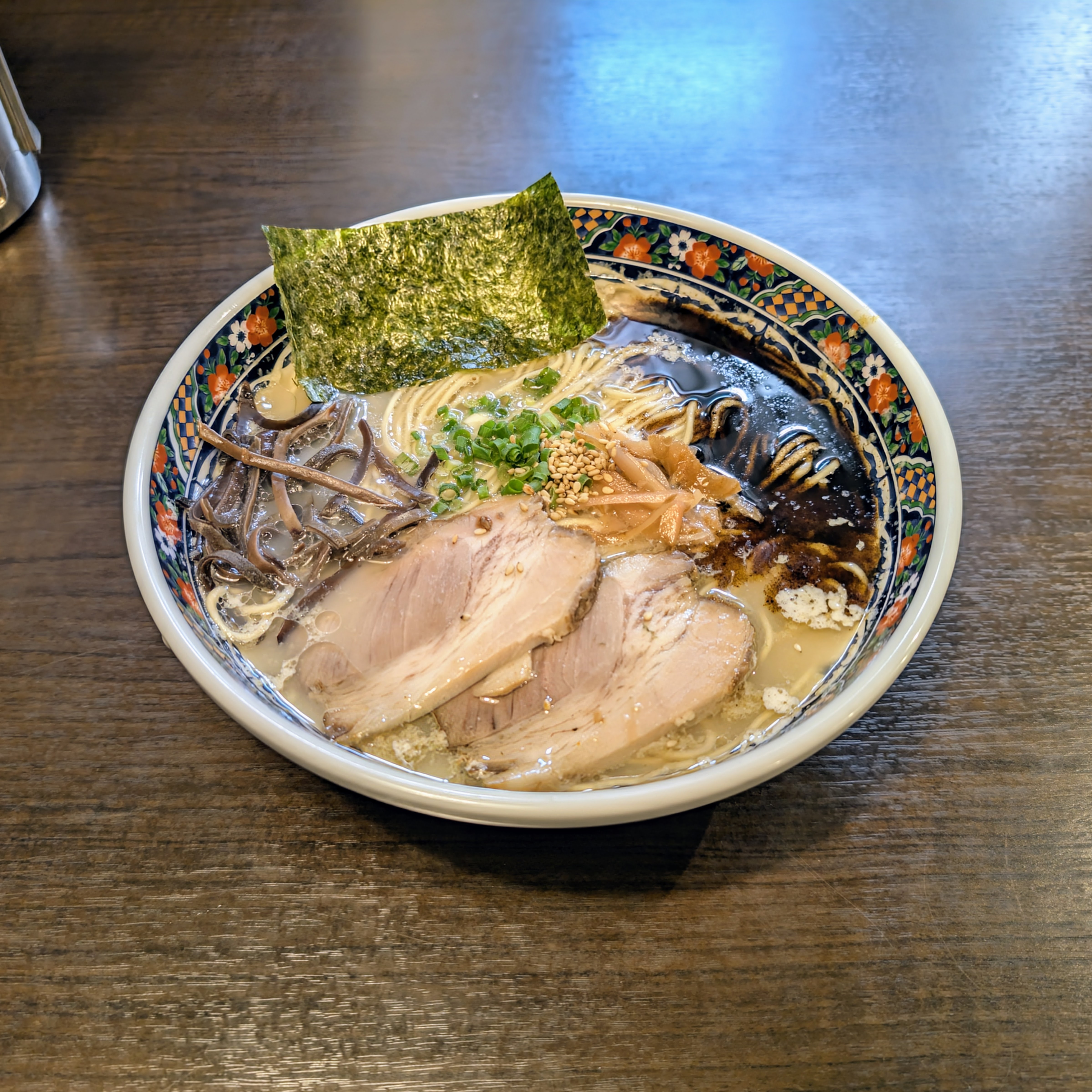 中華そば かなで ~豚と節~의 대표사진