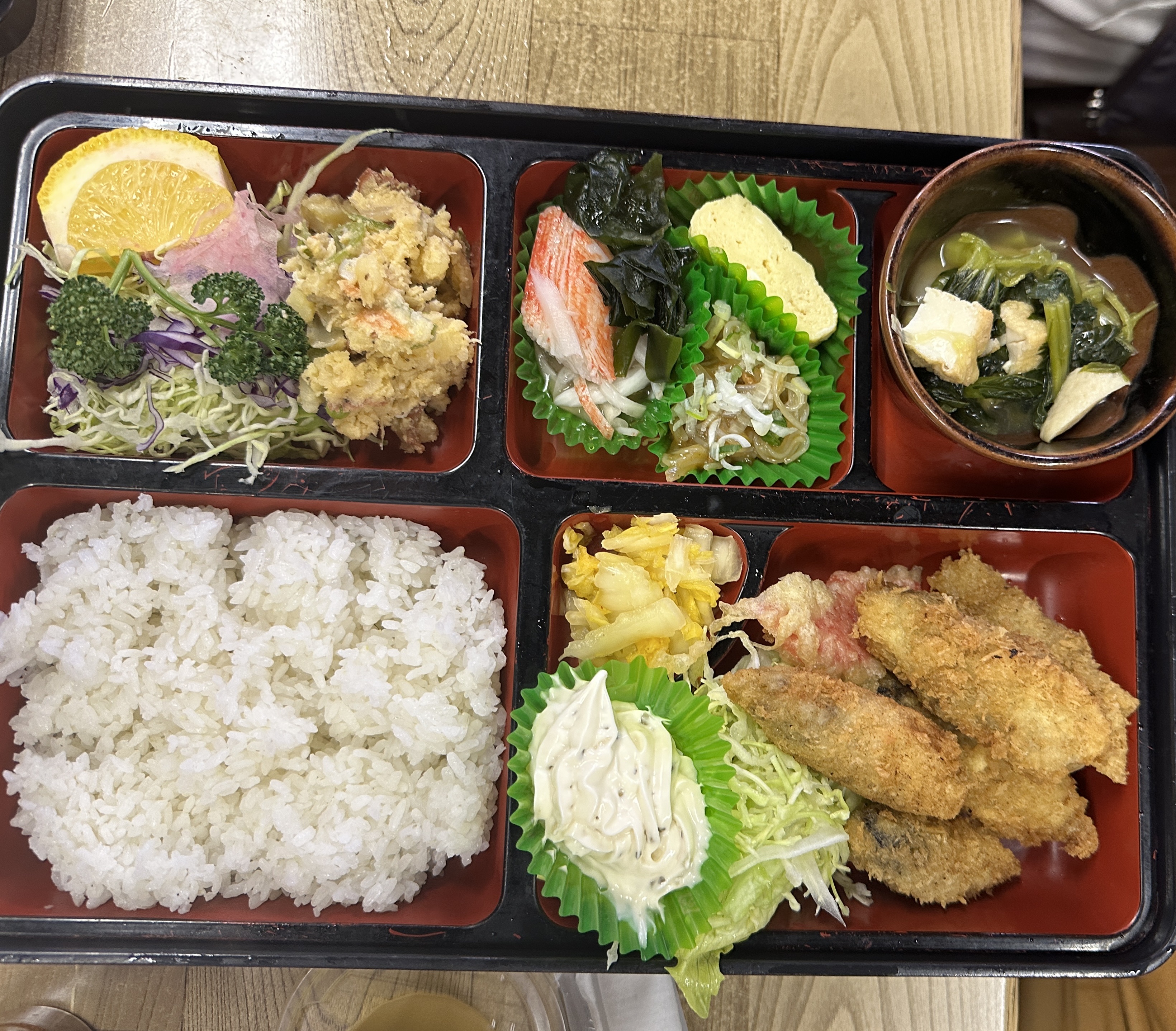 랑쿠jp 음식점-かどや食堂의 대표이미지