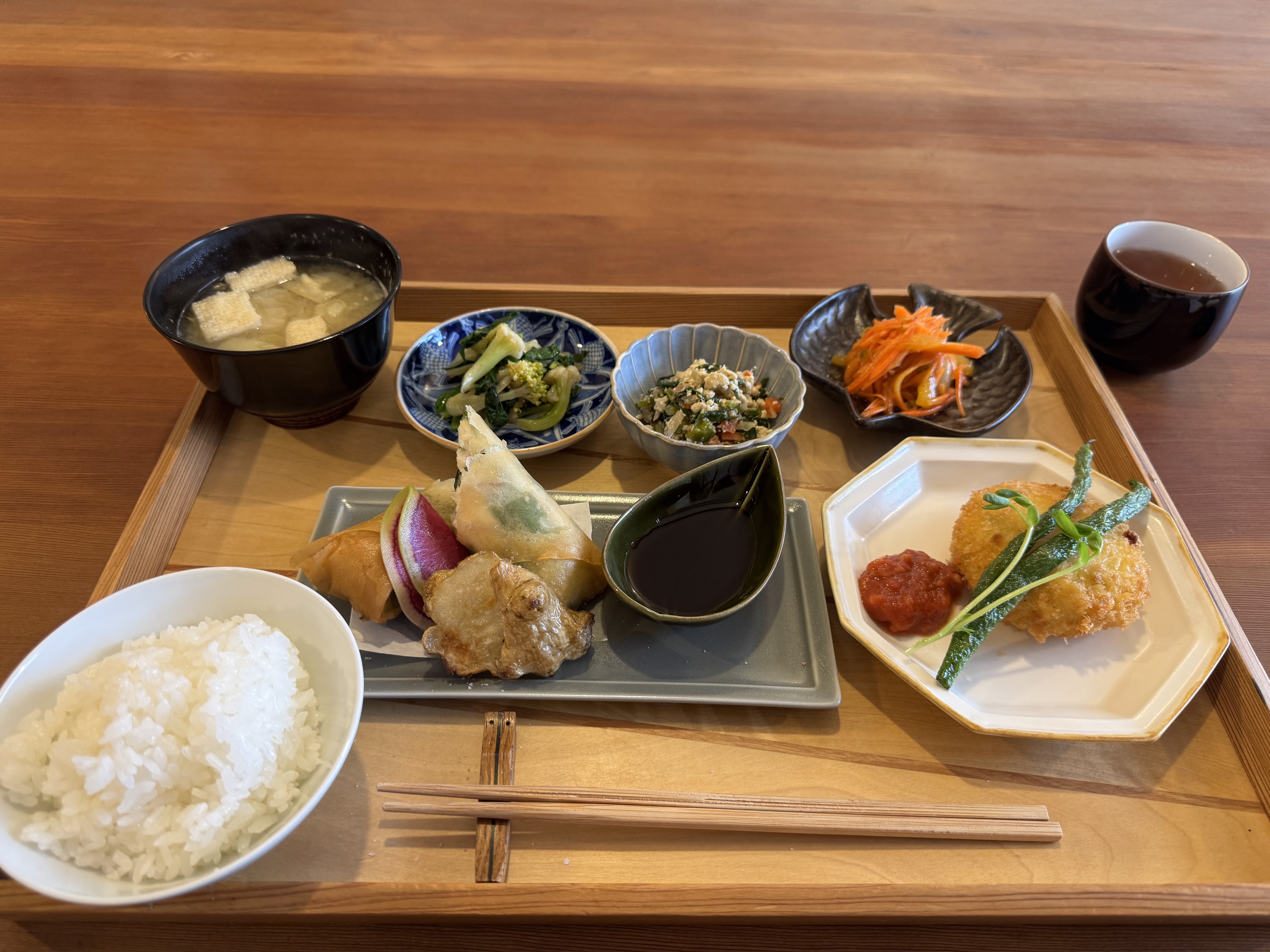 랑쿠jp 음식점-ごはん 芽や의 대표이미지