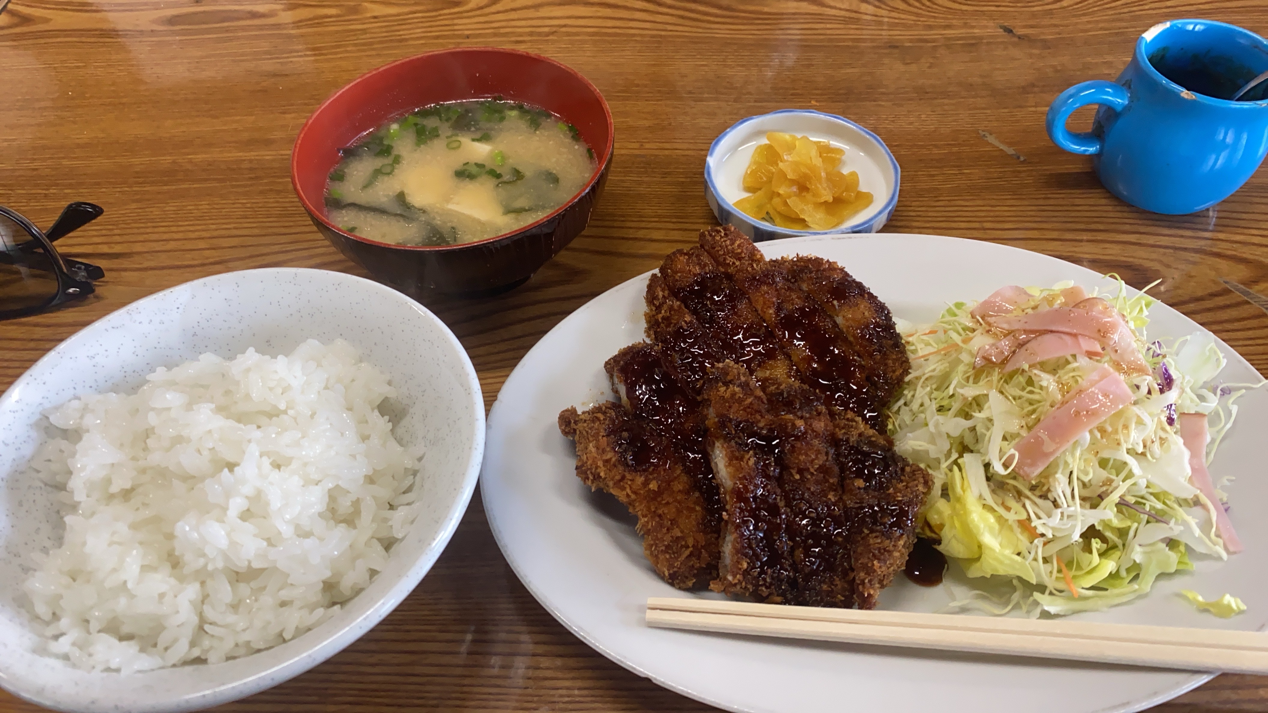 石山食堂의 대표 이미지