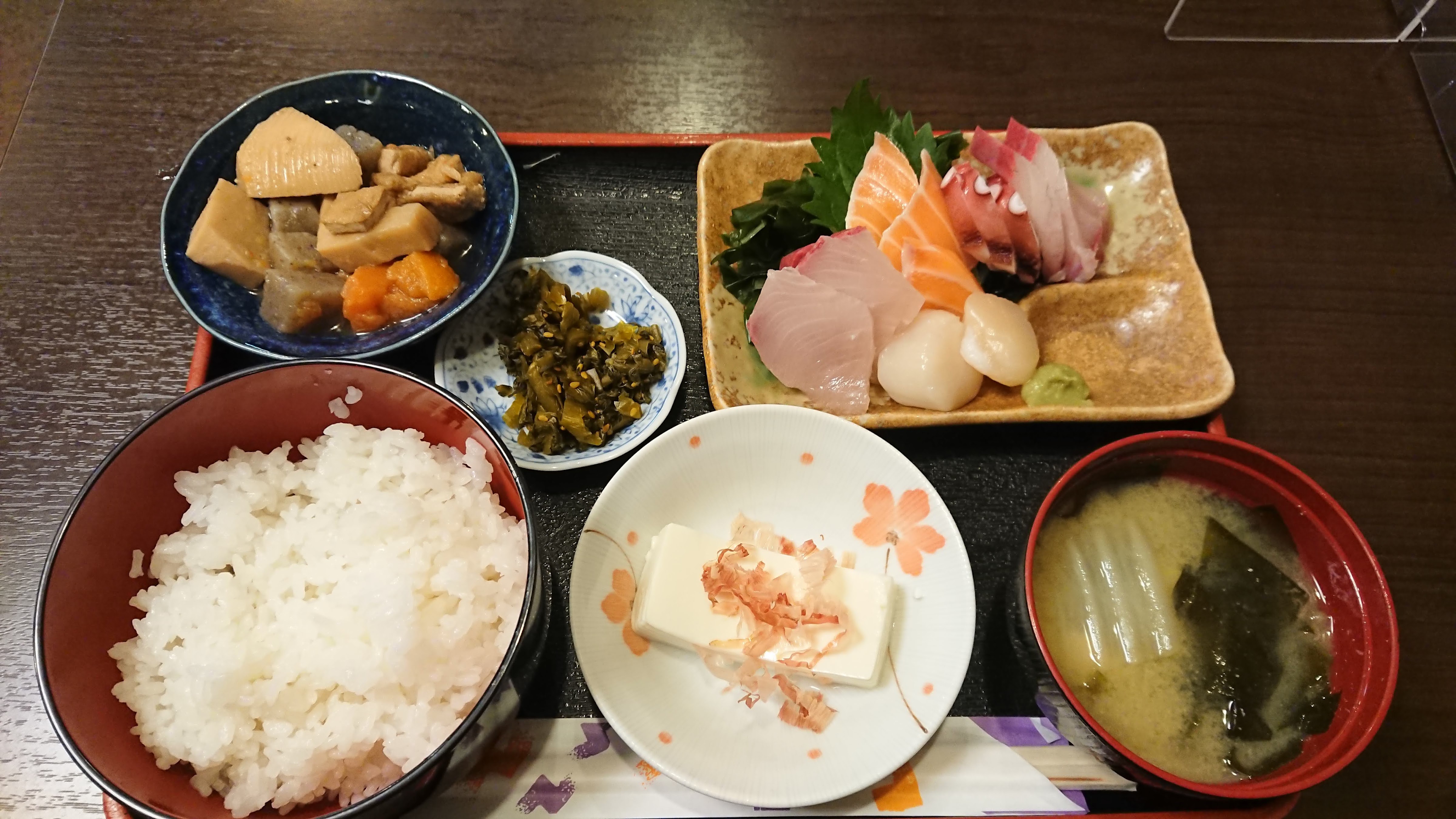 랑쿠jp 음식점-魚亭 鈴屋의 대표이미지