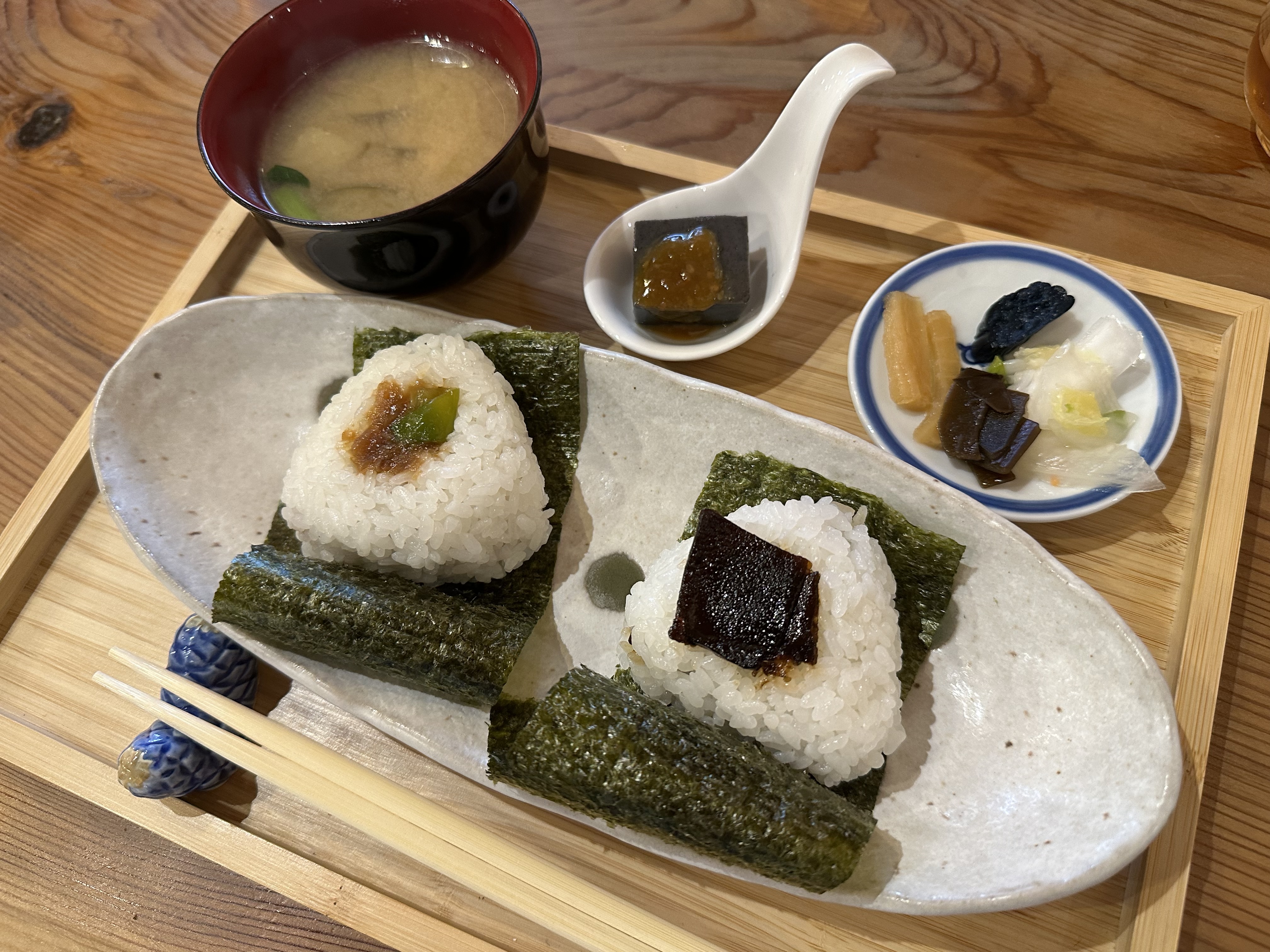 랑쿠jp 음식점-おむすびむすび의 대표이미지