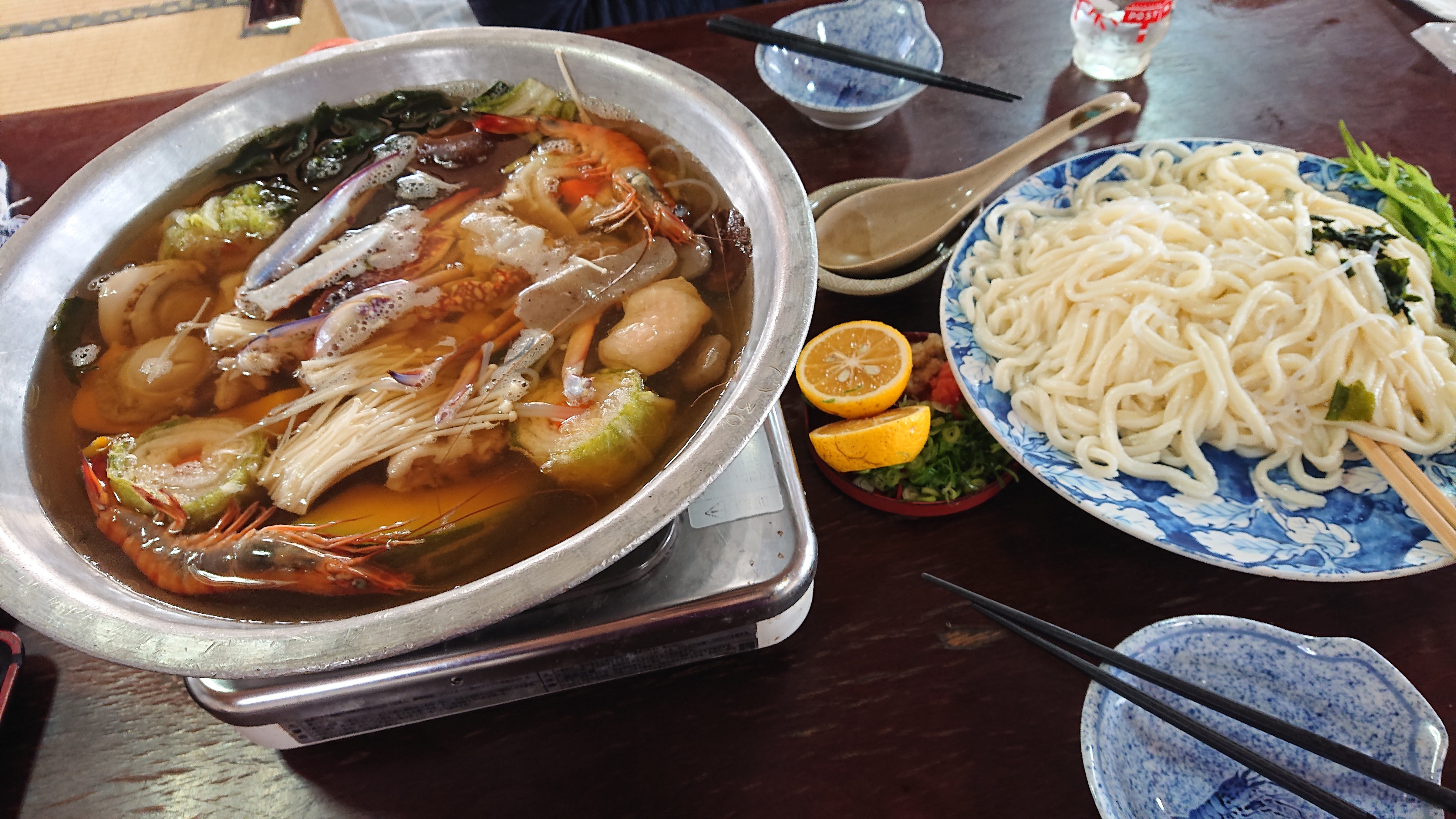 総本家手打うどん博士의 대표사진