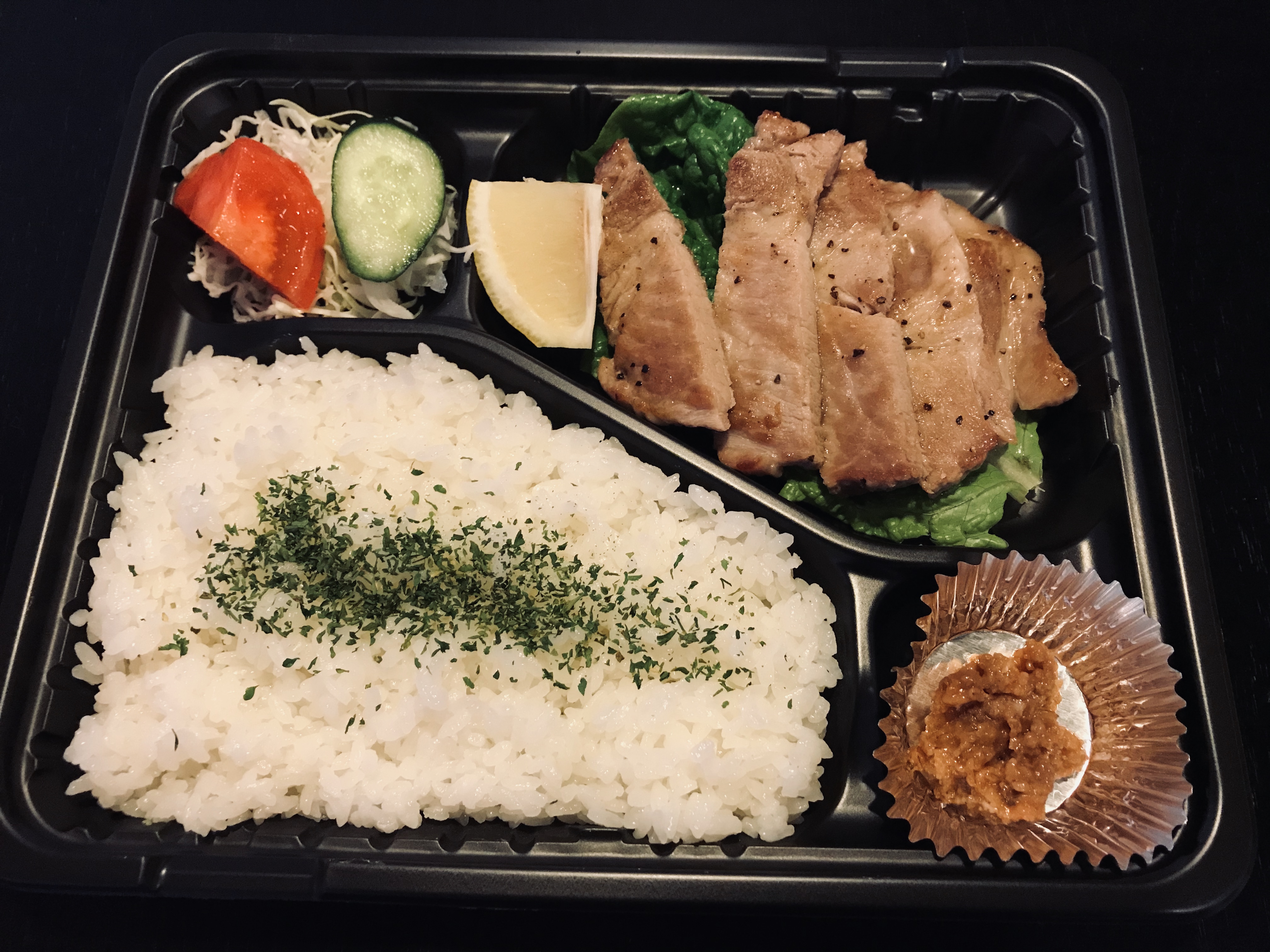 舞豚의 대표사진