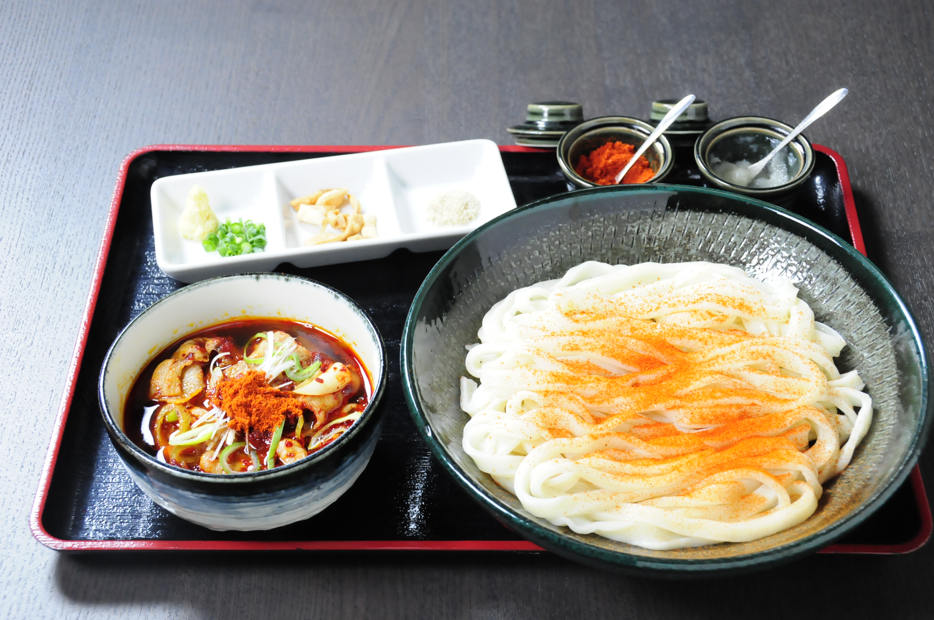 鰻一 × 豊後肉汁うどん 由布駅店의 대표사진