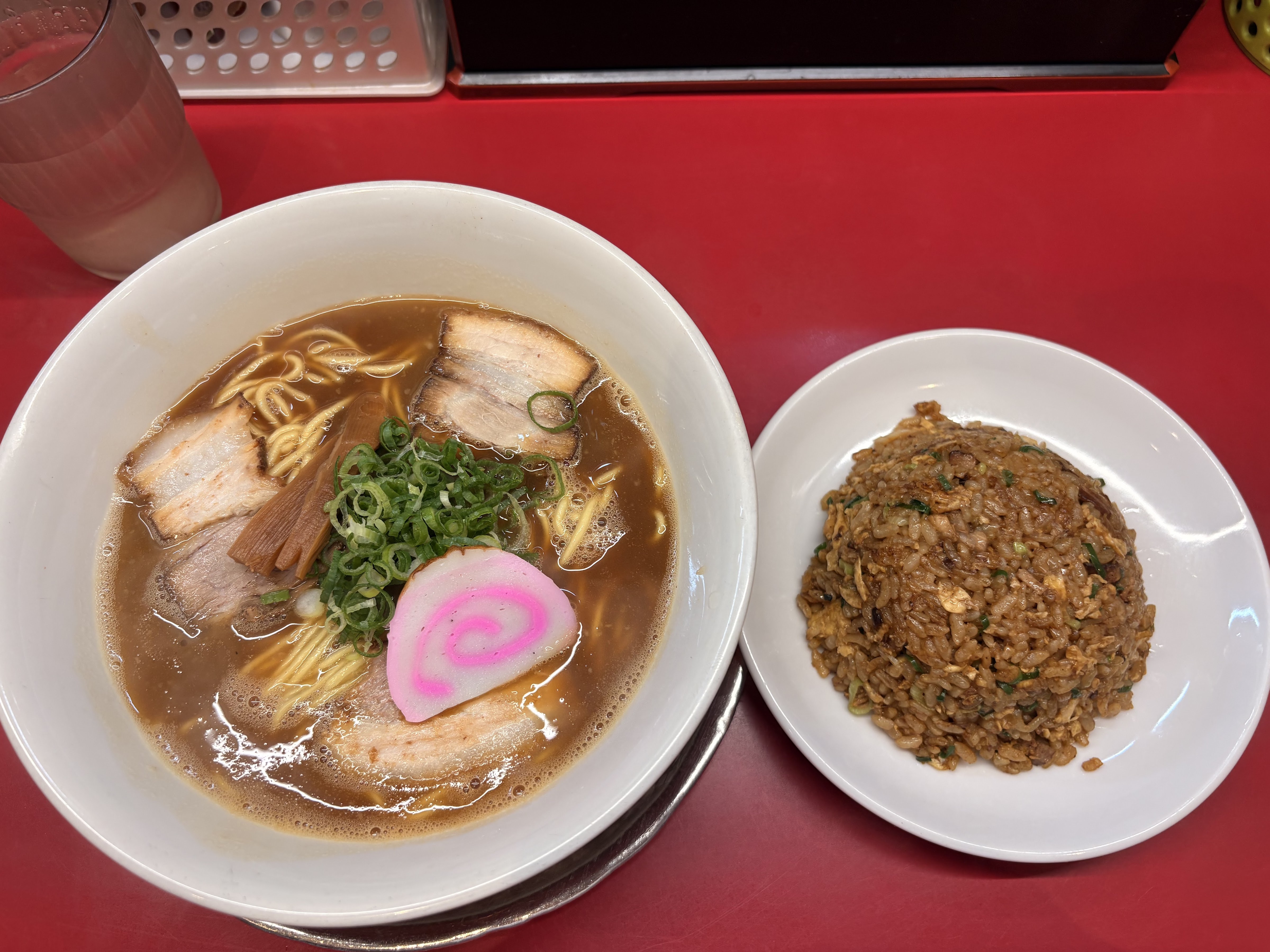 마루타카 중화소바(라면) 고베 니노미야 점의 대표사진