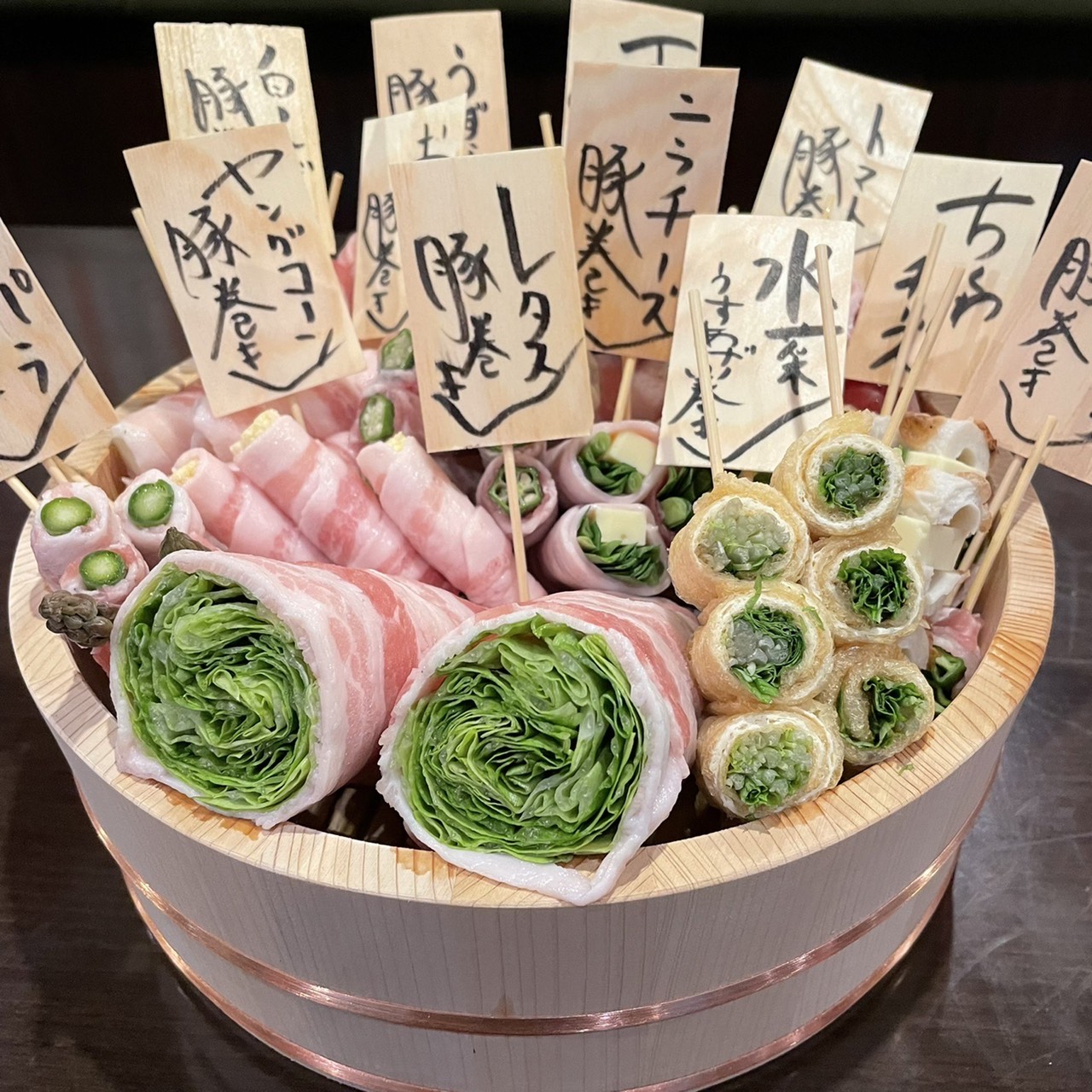 랑쿠jp 음식점-炭火焼き鳥と野菜巻き 焼きんしゃい 弁天町店의 대표이미지