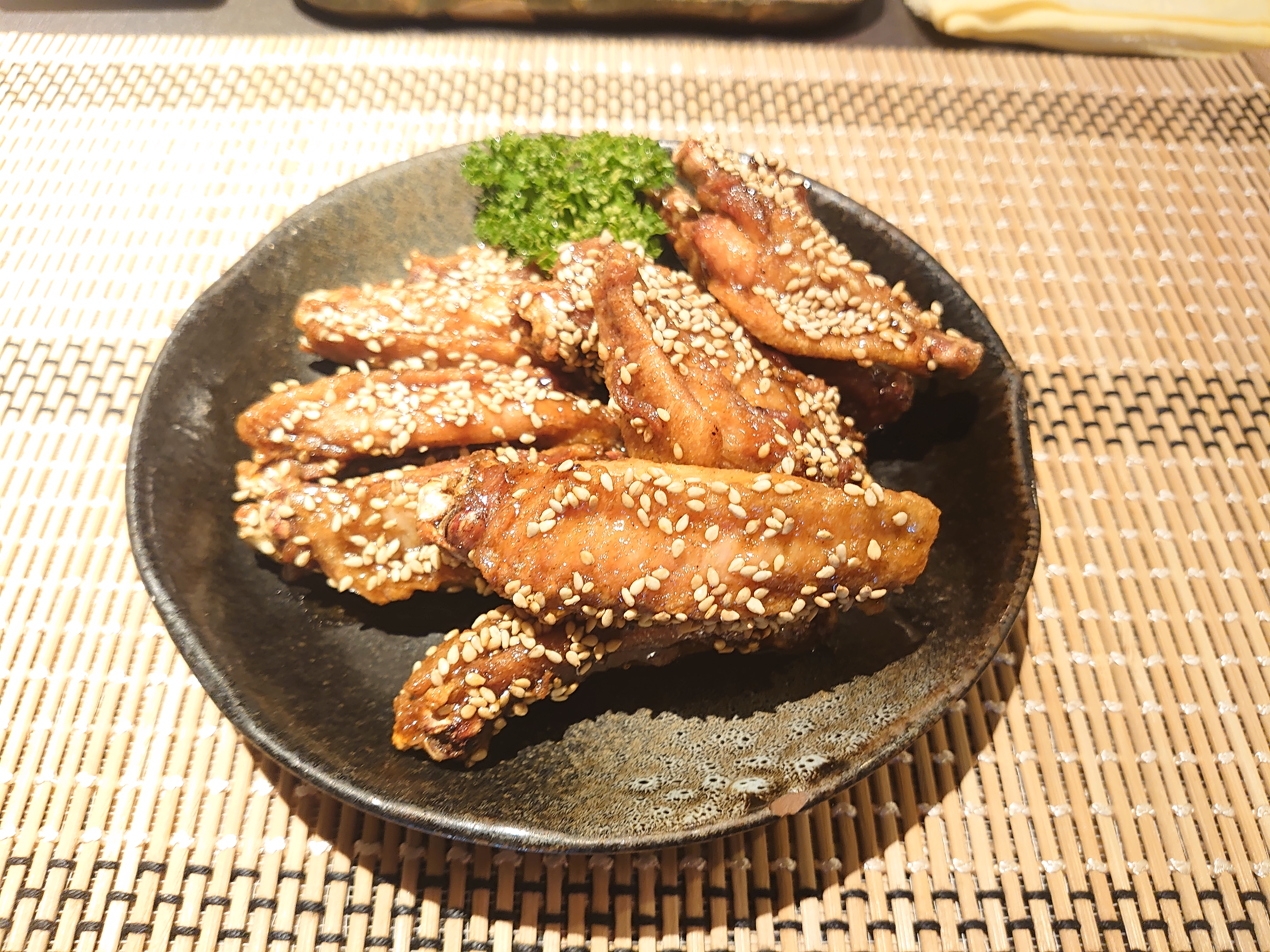 노부히데 혼텐의 대표 이미지