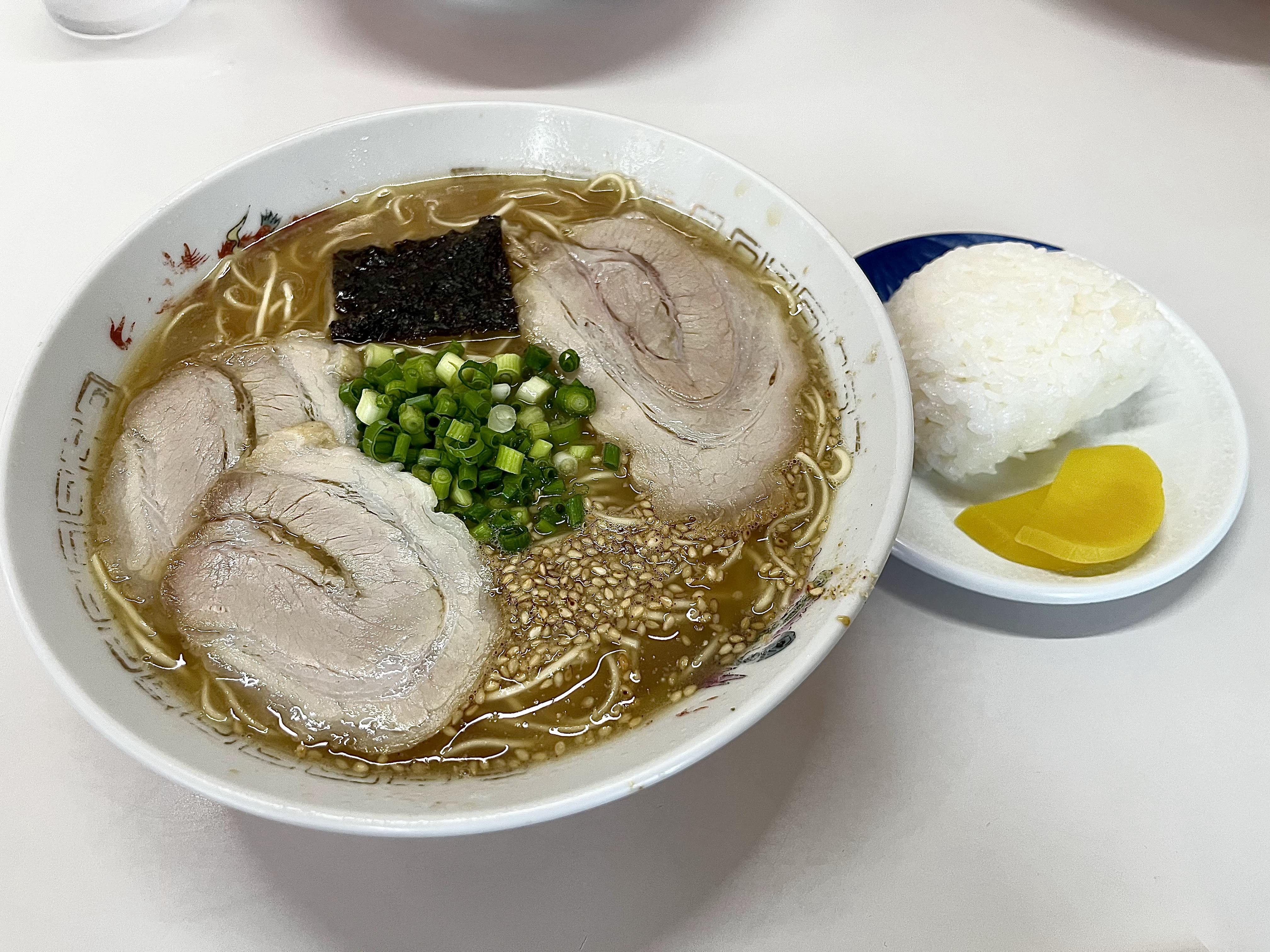 宝来軒 中央町店의 대표사진