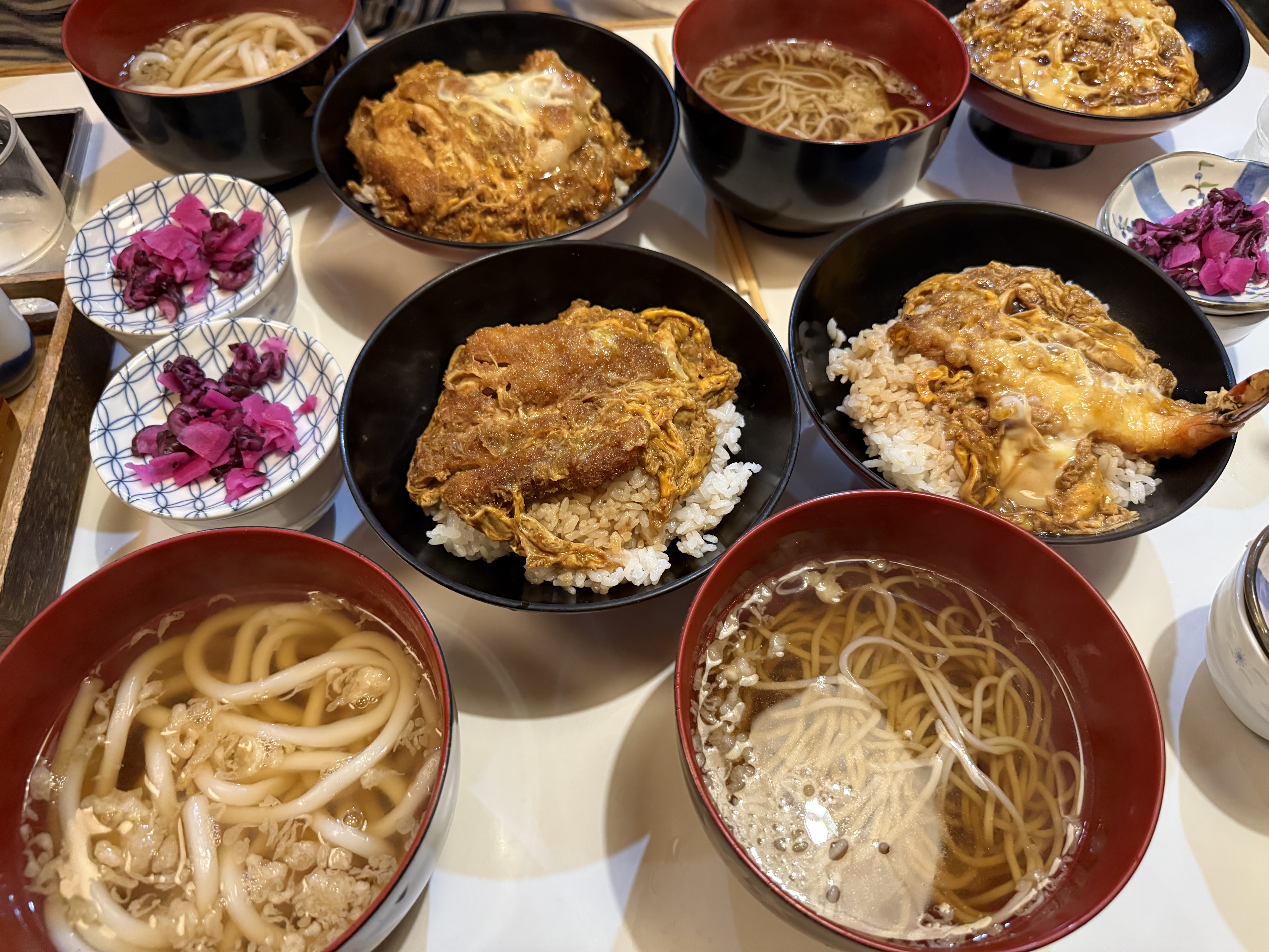 야구라 카츠동의 대표사진