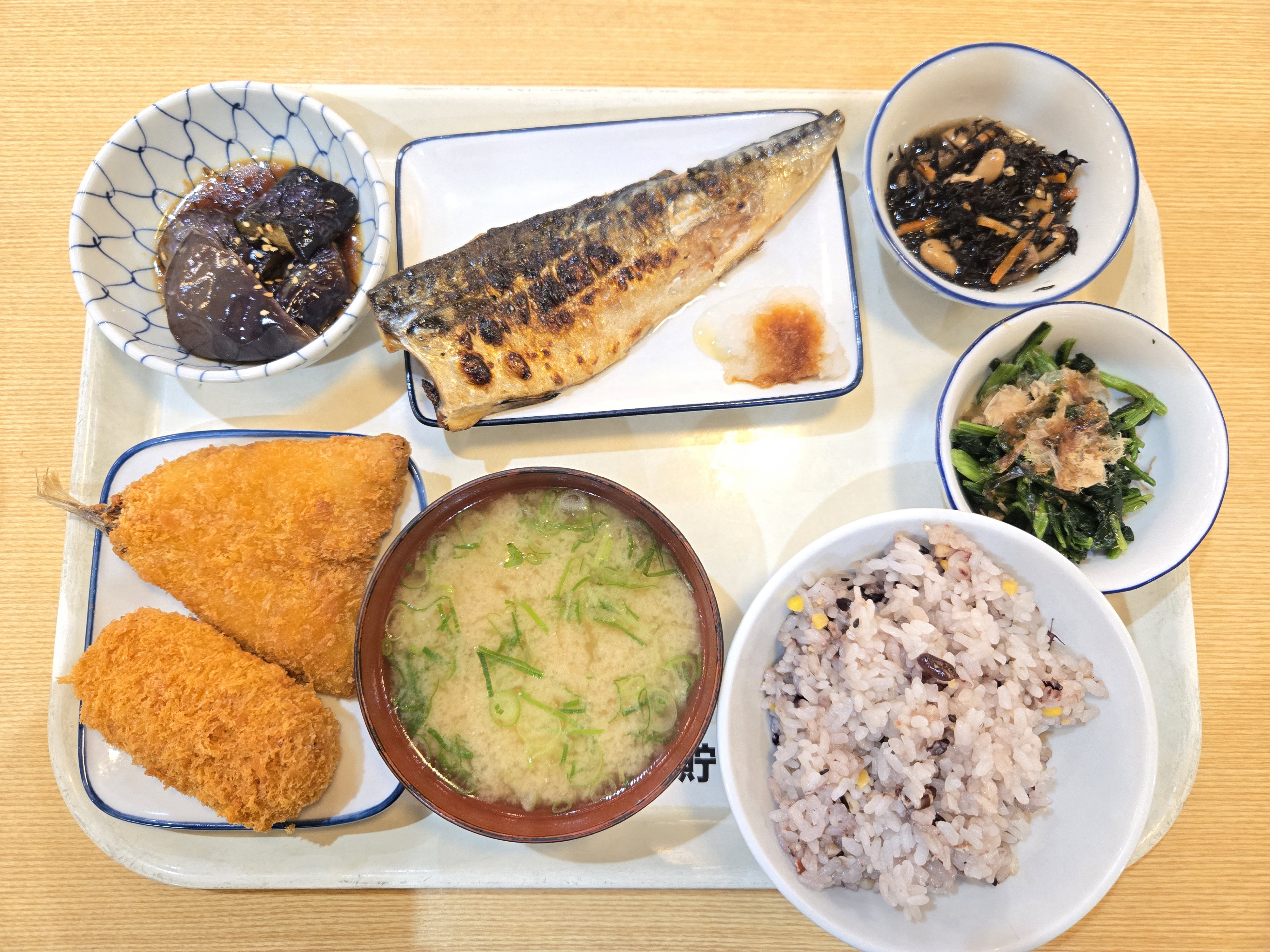 Tsurumi Midori Shokudo (Maido Okini Shokudo)의 대표사진