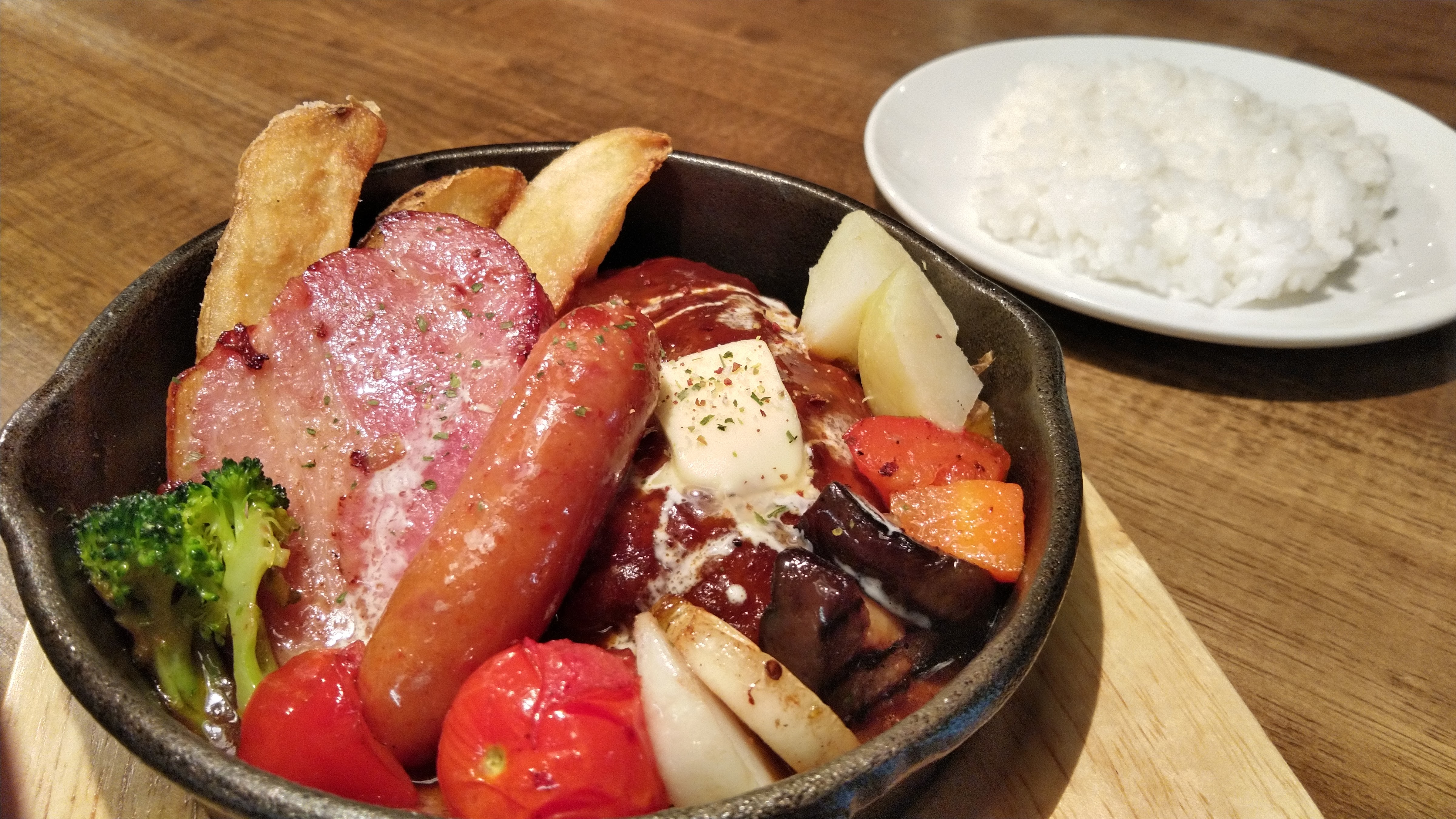 DINING MUSIC BAR ALISON by PUKA PUKA KITCHEN의 대표사진