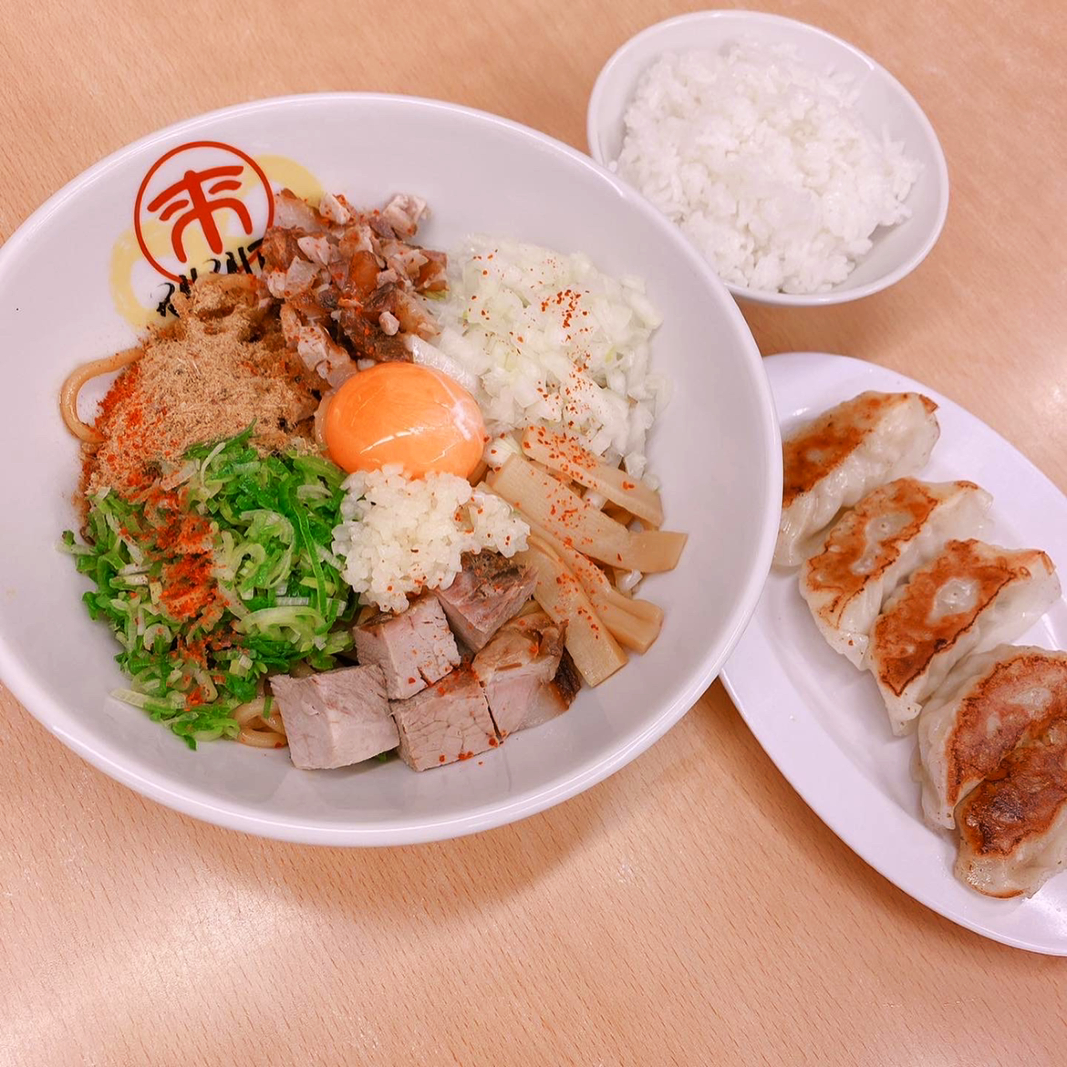 Rai Rai Tei의 대표사진