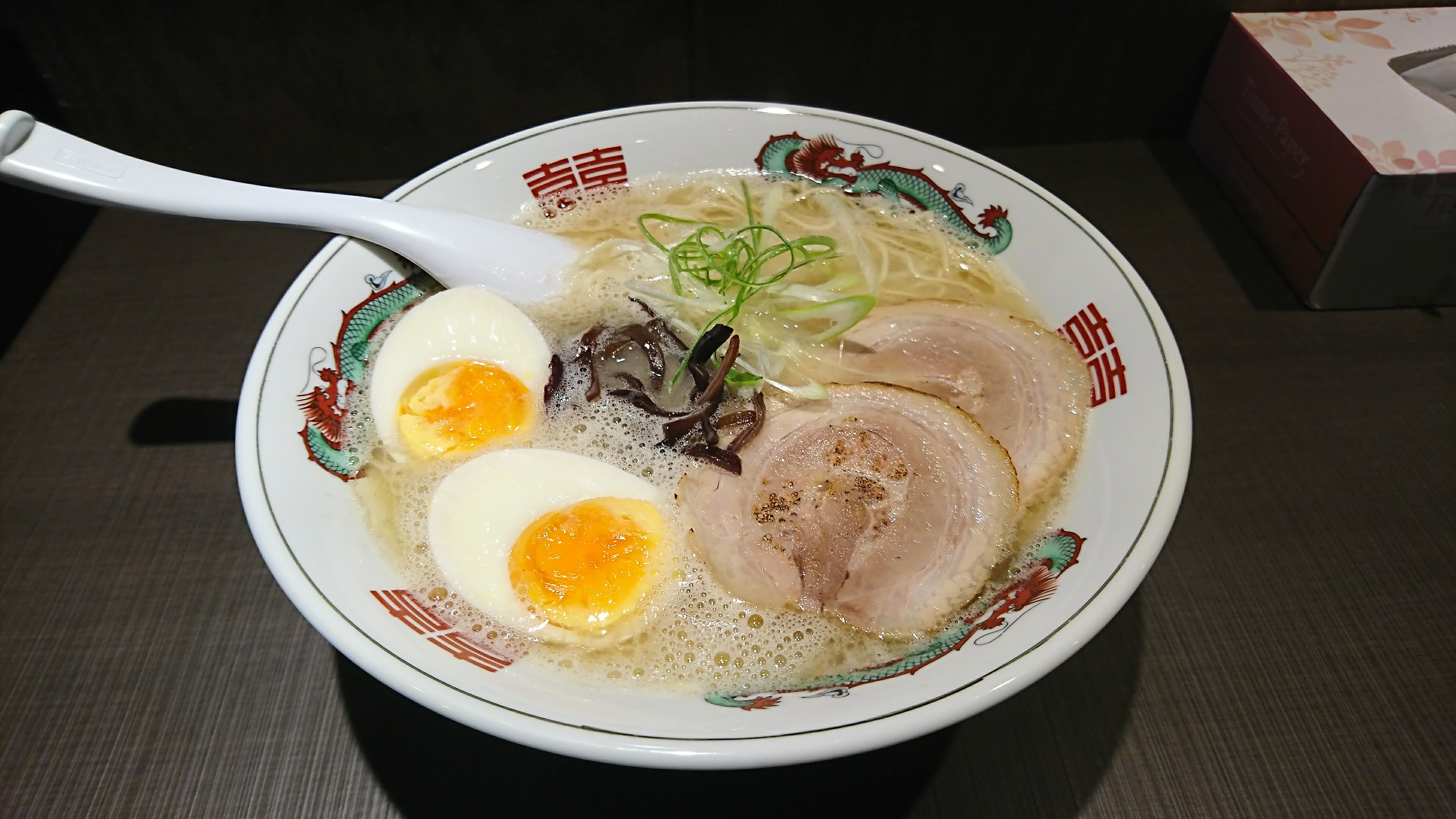 Gyokai tonkotsu-ramen koku의 대표사진