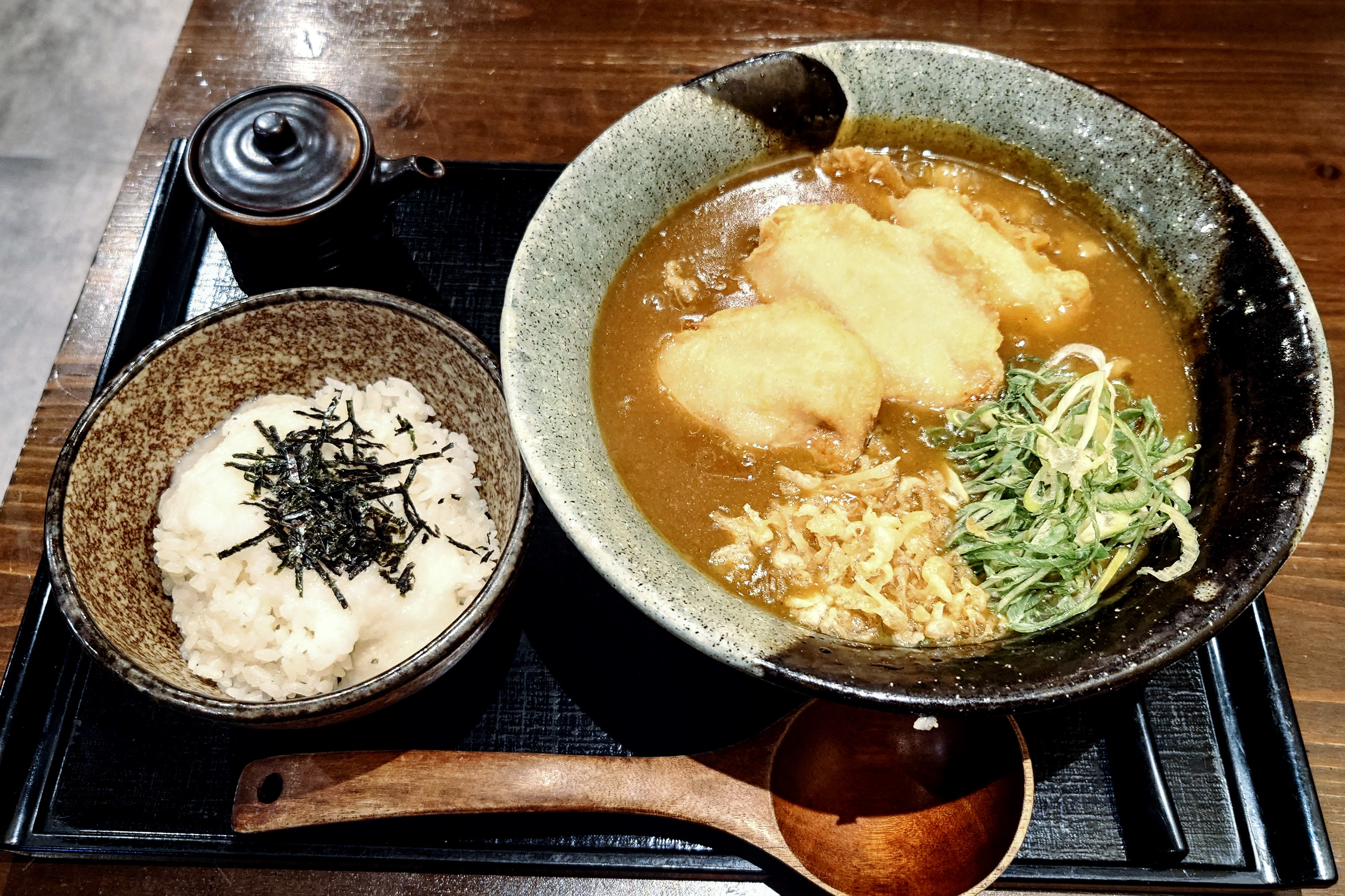 랑쿠jp 음식점-うどんばか 十三東口店의 대표이미지