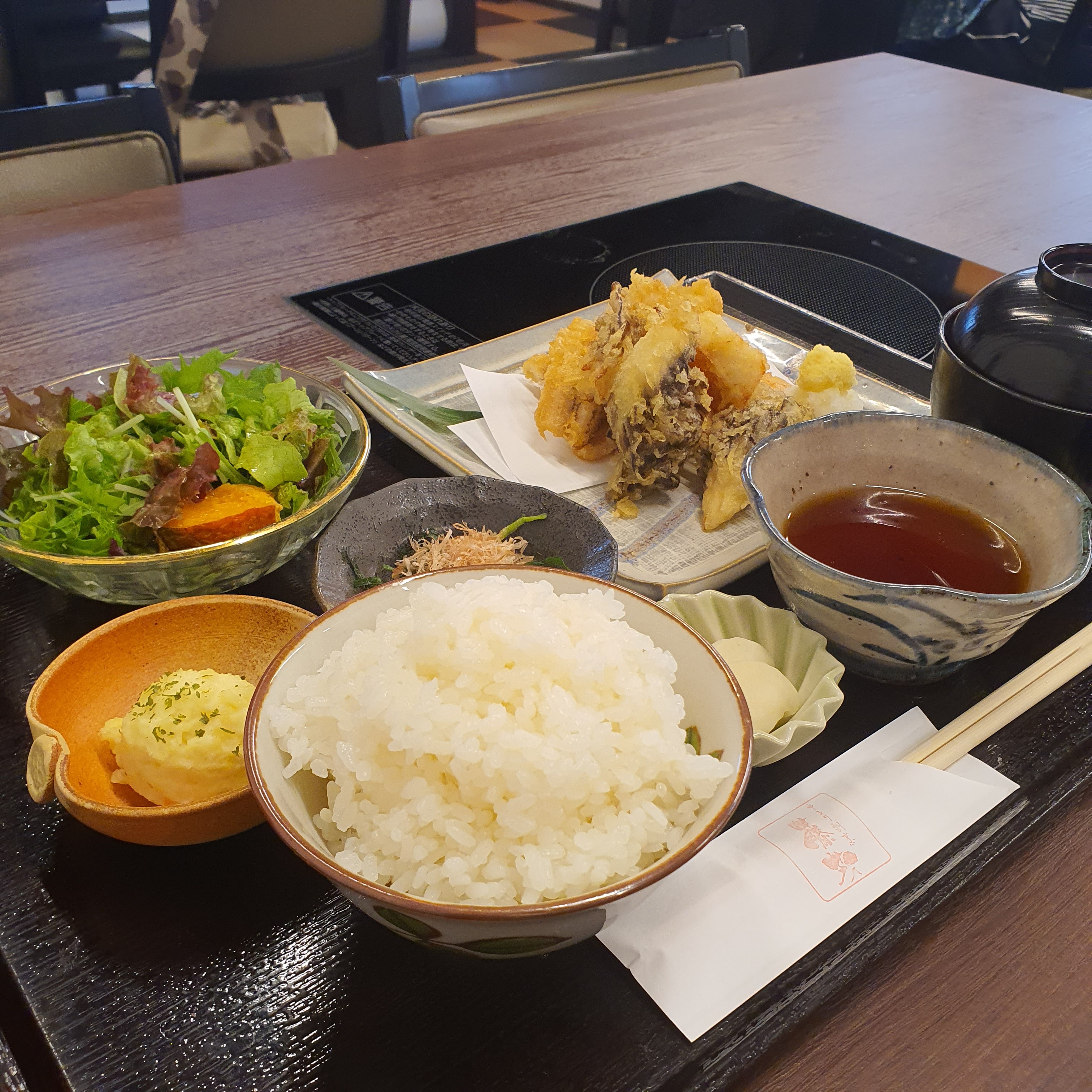 Fujishige의 대표사진