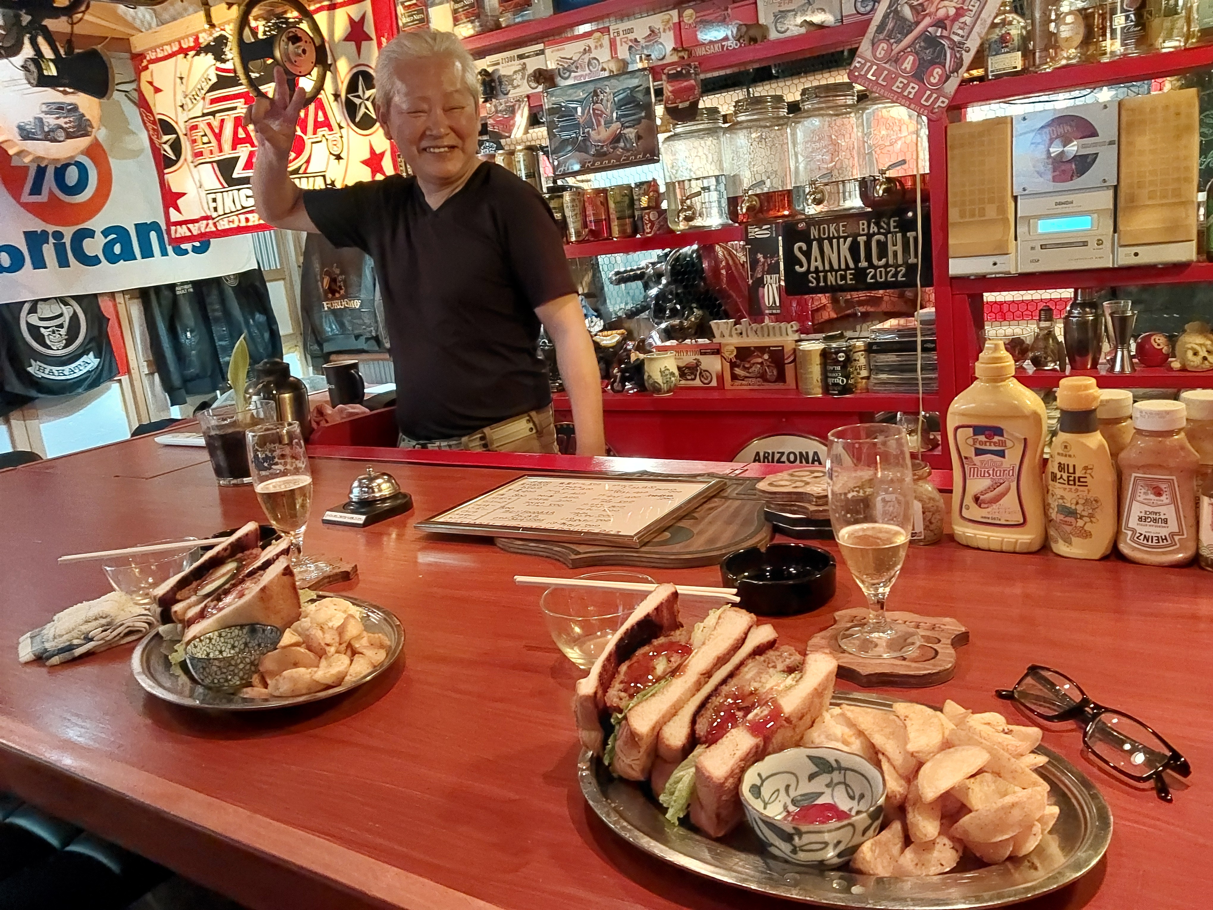 ガレージフードバーさんきち의 대표사진