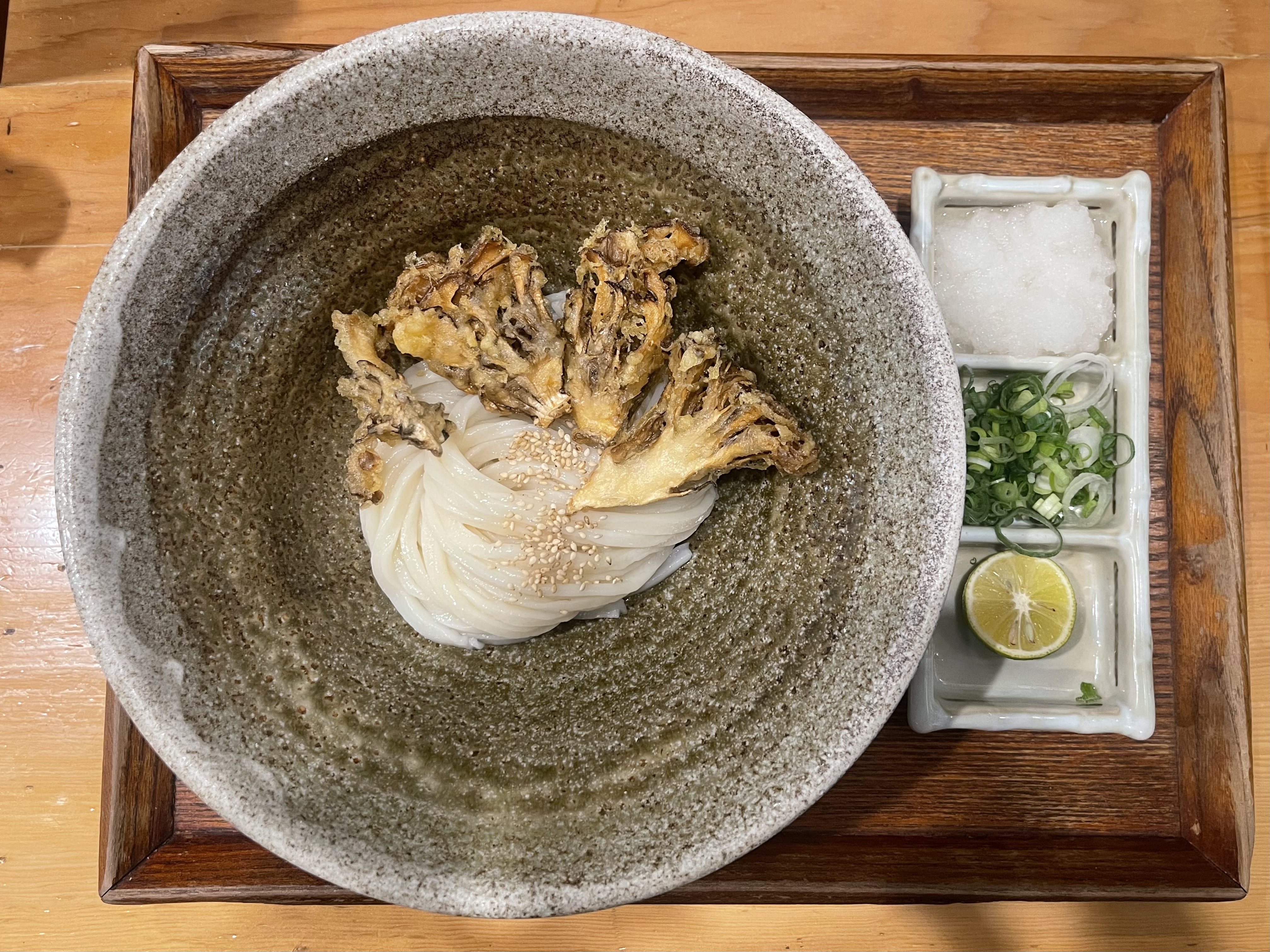 오도루 우동의 대표사진