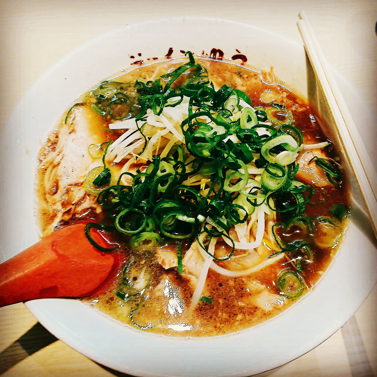 Ramen Yu의 대표사진