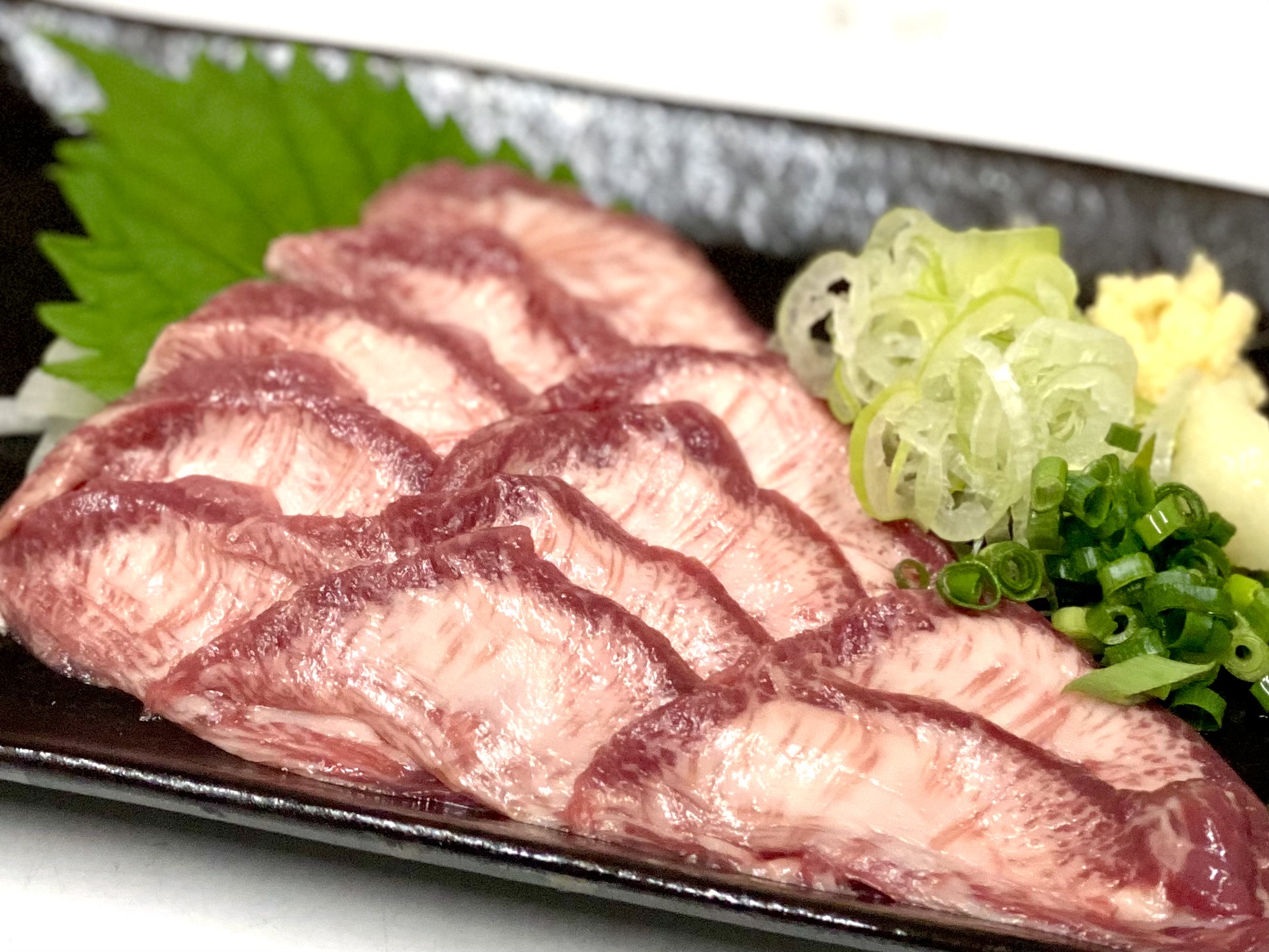 馬刺しともつやき おにくの大将의 대표사진