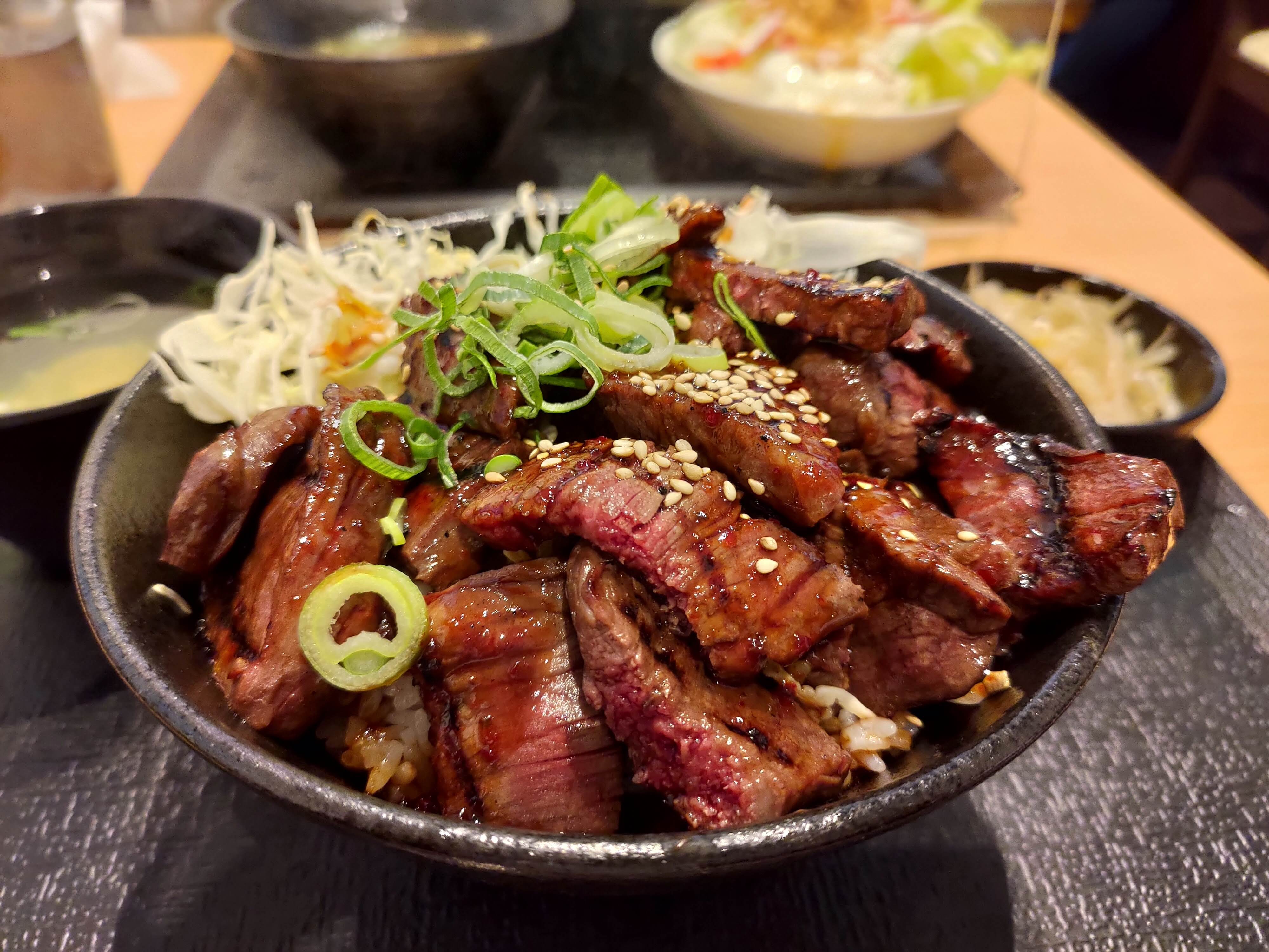 이와야 니쿠게키조(고기극장)의 대표 이미지