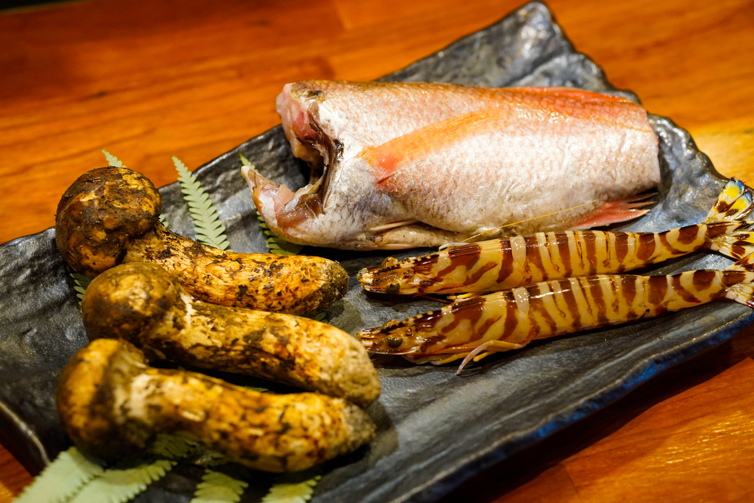 랑쿠jp 음식점-鮨 晴レ結ビ의 대표이미지