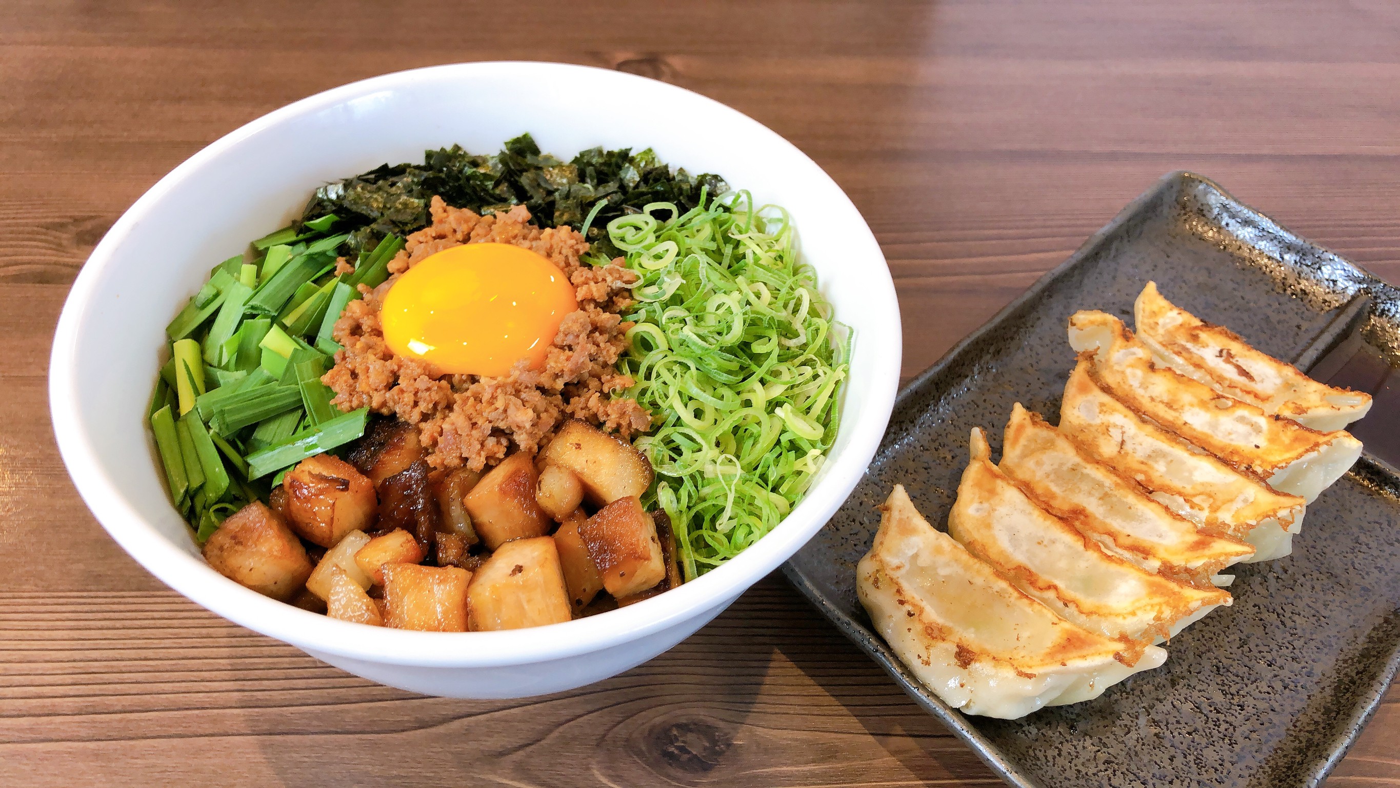 멘야 마루요시의 대표사진