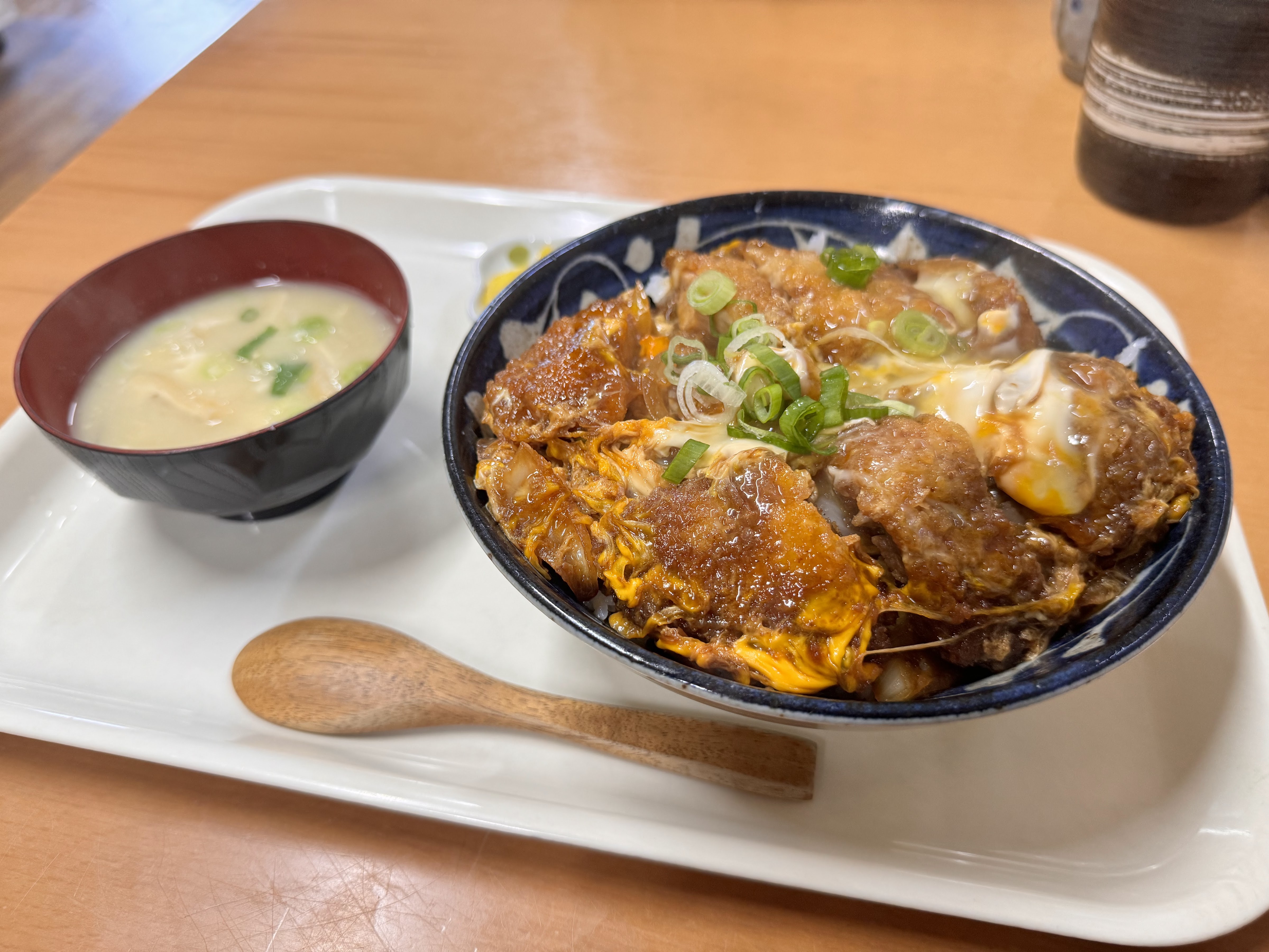 랑쿠jp 음식점-とみた食堂의 대표이미지